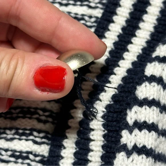 Tahari Knit V-Neck Cardigan; Black/White Stripes; Silver Accents - Women Medium - Picture 14 of 15